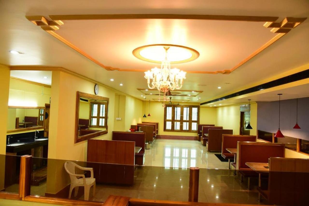 Hotel Chembiyan Pudukkottai Exterior photo